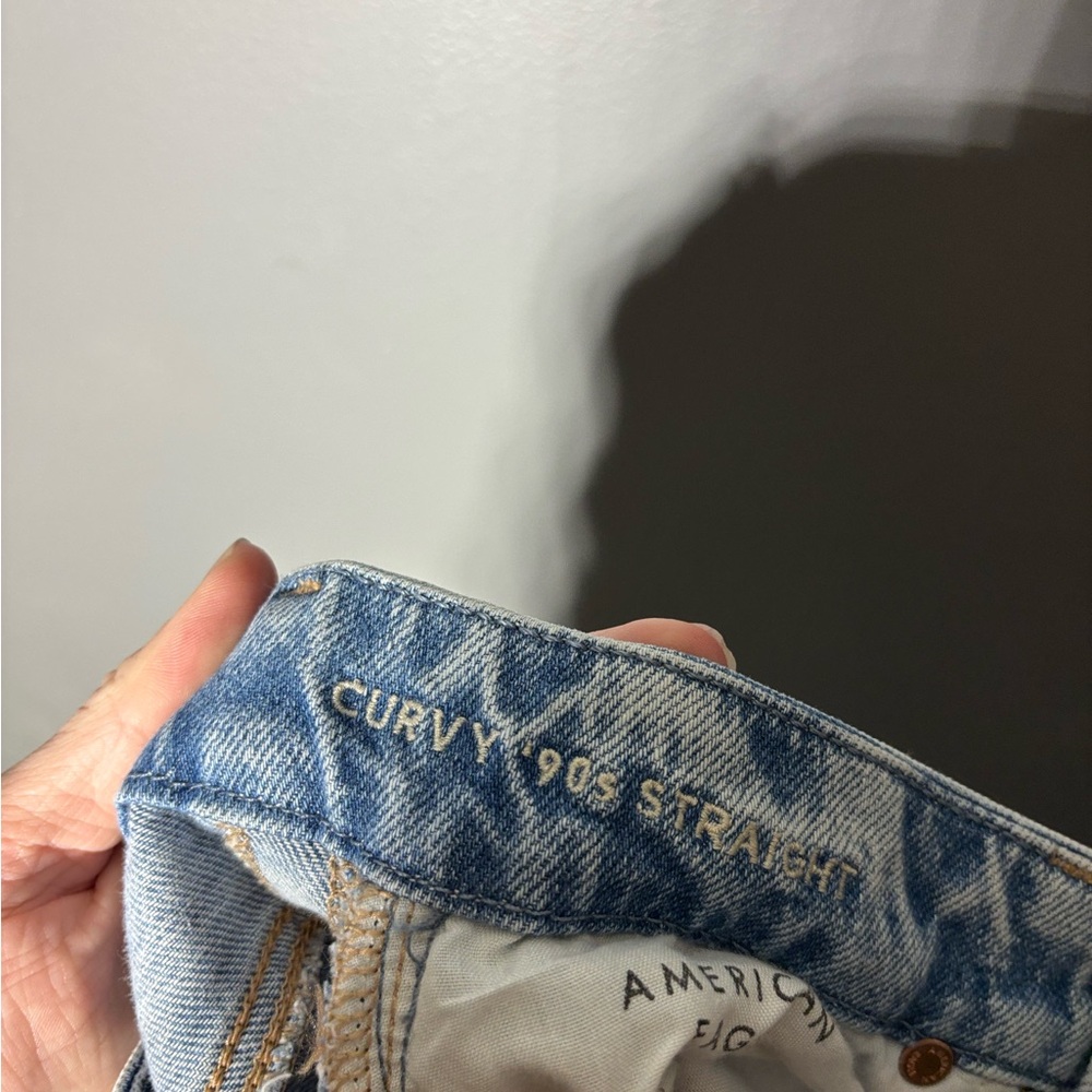 American Eagle Stretch Ripped Curvy '90s Straight Jean Size 00 - Picture 4 of 6